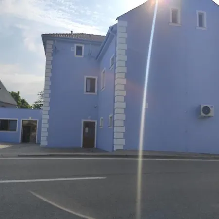 Guest house Zabokrek - Self Check-in 3*